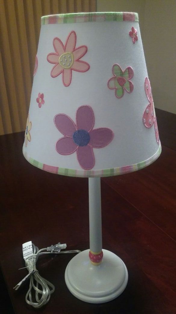 22" White Lamp