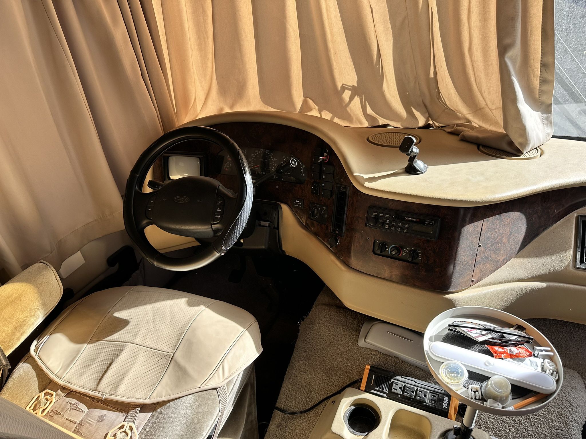 2000 Intruder