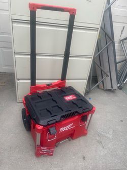 Milwaukee PACKOUT 22 in. Rolling Modular Tool Box Low Profile Handle