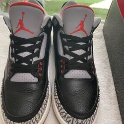 2018 Jordan 3's Blk Cement Size 8 Men's 