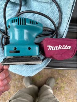 MAKITA Finishing Sander