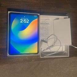 IPAD 10th gen 