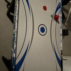 Ice Hockey Game
