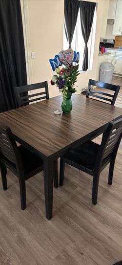 Dinning table