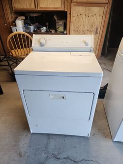 Whirlpool Gas Dryer Heavy Duty extra large capacity Nice and clean located in perris