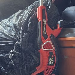 Electric  weedeater 