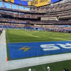 Chargers vs Raiders *FRONT ROW*