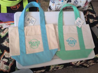 Trader Joe Mini totes with tags