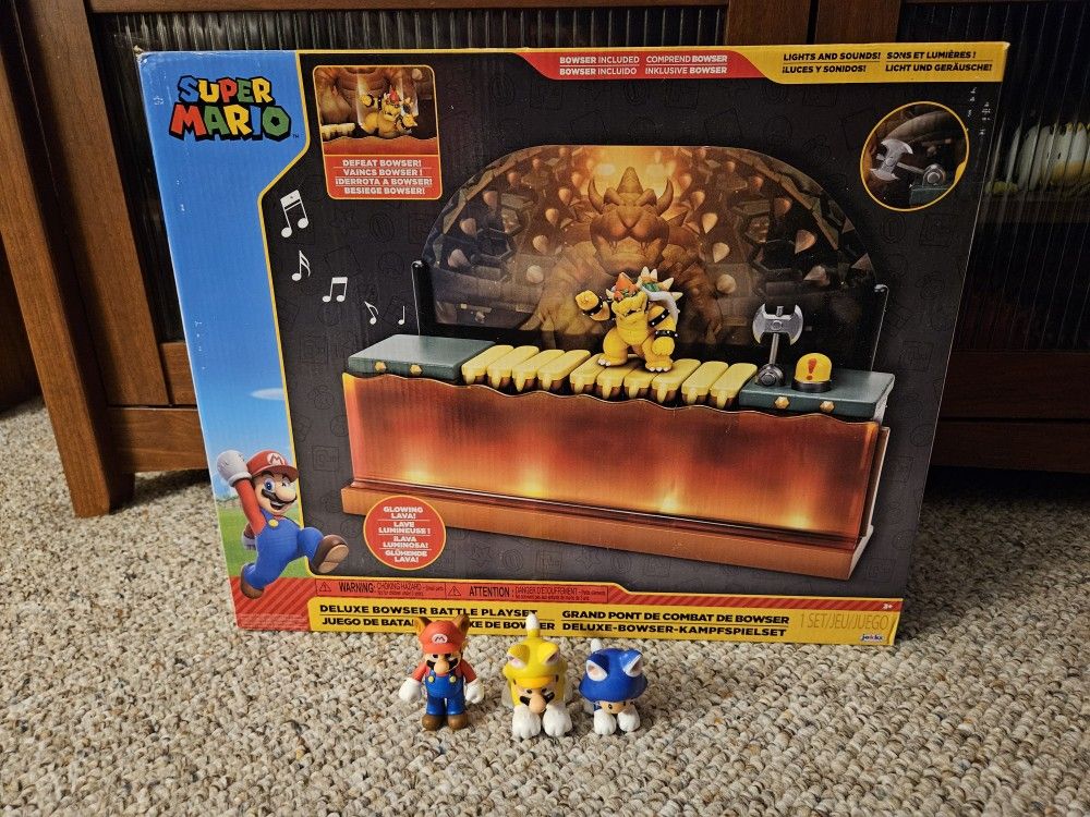 Deluxe Bowser Battle Playset With Extra Figures