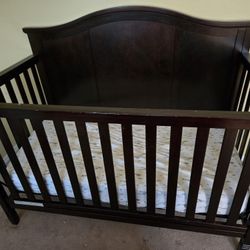 4 In 1 Crib