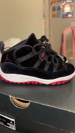 Air Jordan 11 Toddler Sneakers Black Red size 10c