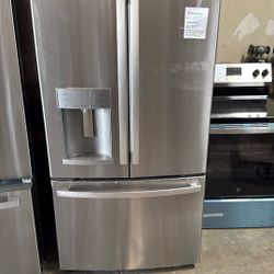New GE Refrigerator - With Warranty