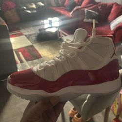 Air Jordan Retro 11s Cherry