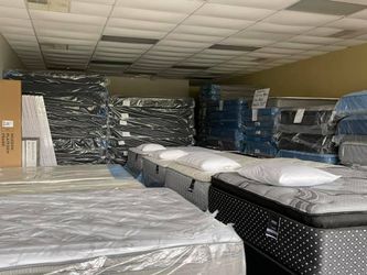 Queen Mattress - Soothing Rest - $25 Payment Plan Available