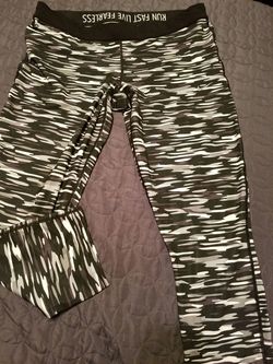 New Nike sport pants size xl