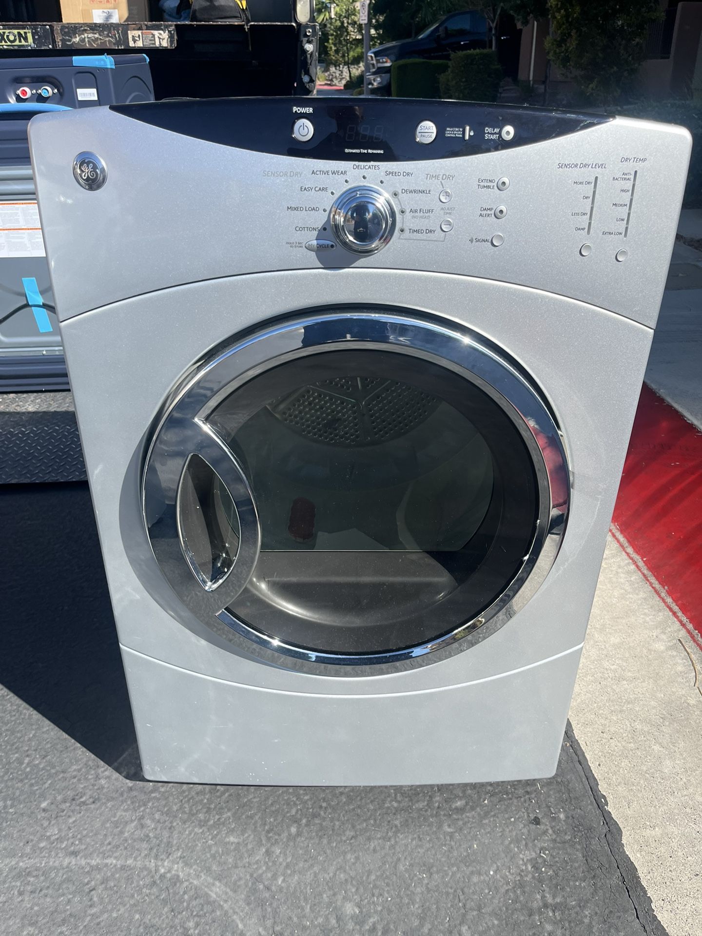 GE Gas Dryer Appliance Front Loader 100 Obo for Sale in Las Vegas, NV