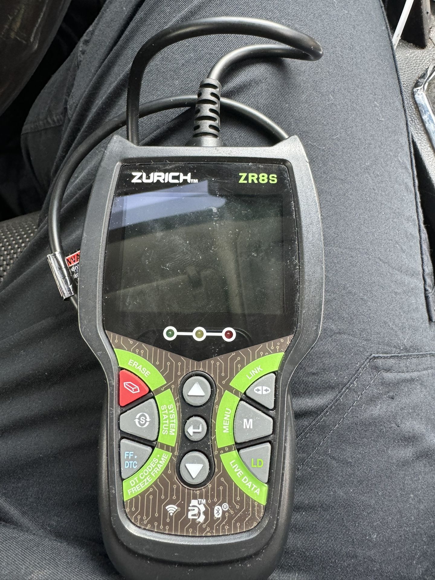 Zurich ZR8s Car Scanner
