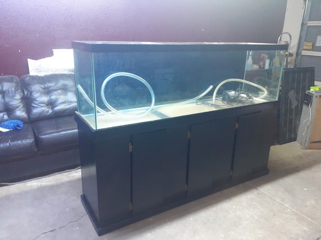 125 gal fish tank and stand only