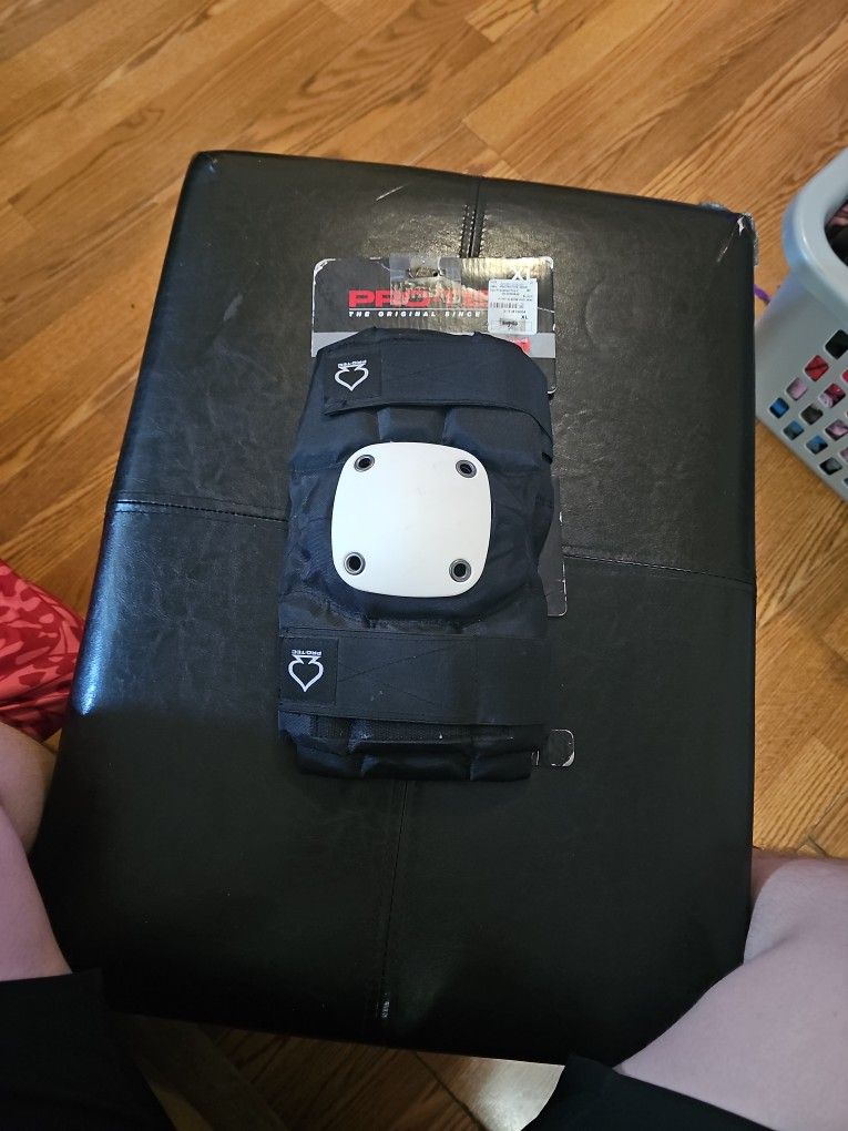 Pro Tech Elbow Pads 