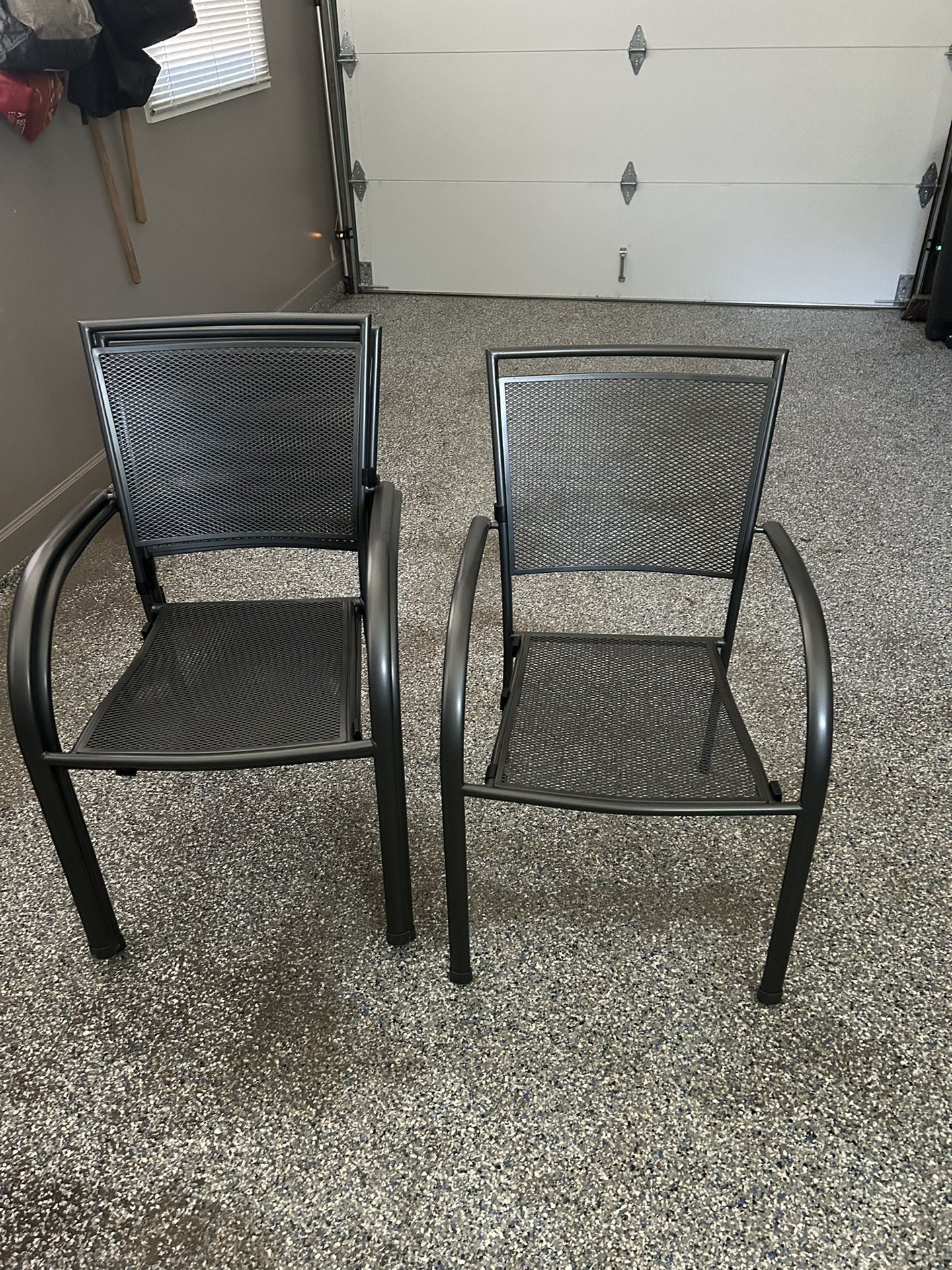Patio Four Back Light Iron Stackable  Chairs