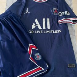 PSG Jersey and Shorts - Boys/Men Size: Small