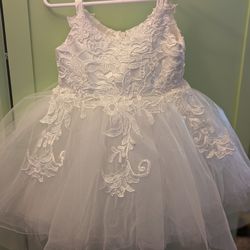 Beautiful Dress Size 3-4T 