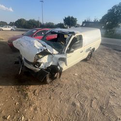 1998 Toyota Tacoma - Parts Only #VD1