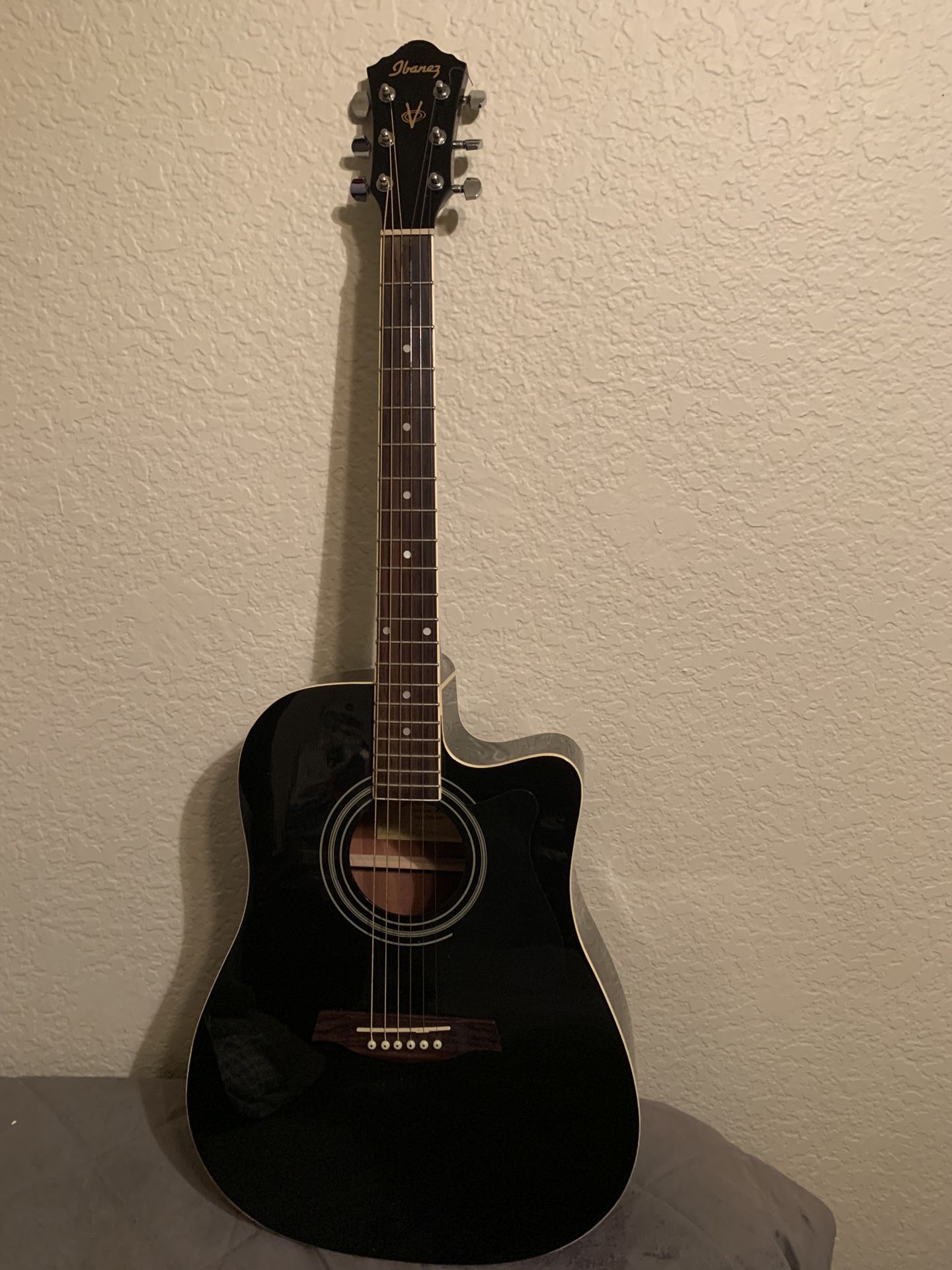Ibanez V70CE Acoustic-Electric Guitar