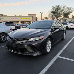 2018 Toyota Camry LE
