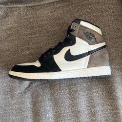 Jordan Dark Mochas