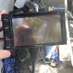 Pioneer DVD/Bluetooth Double Din