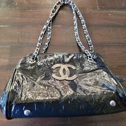 Authentic Chanel Purse. $475. Pickup In Oakdale 