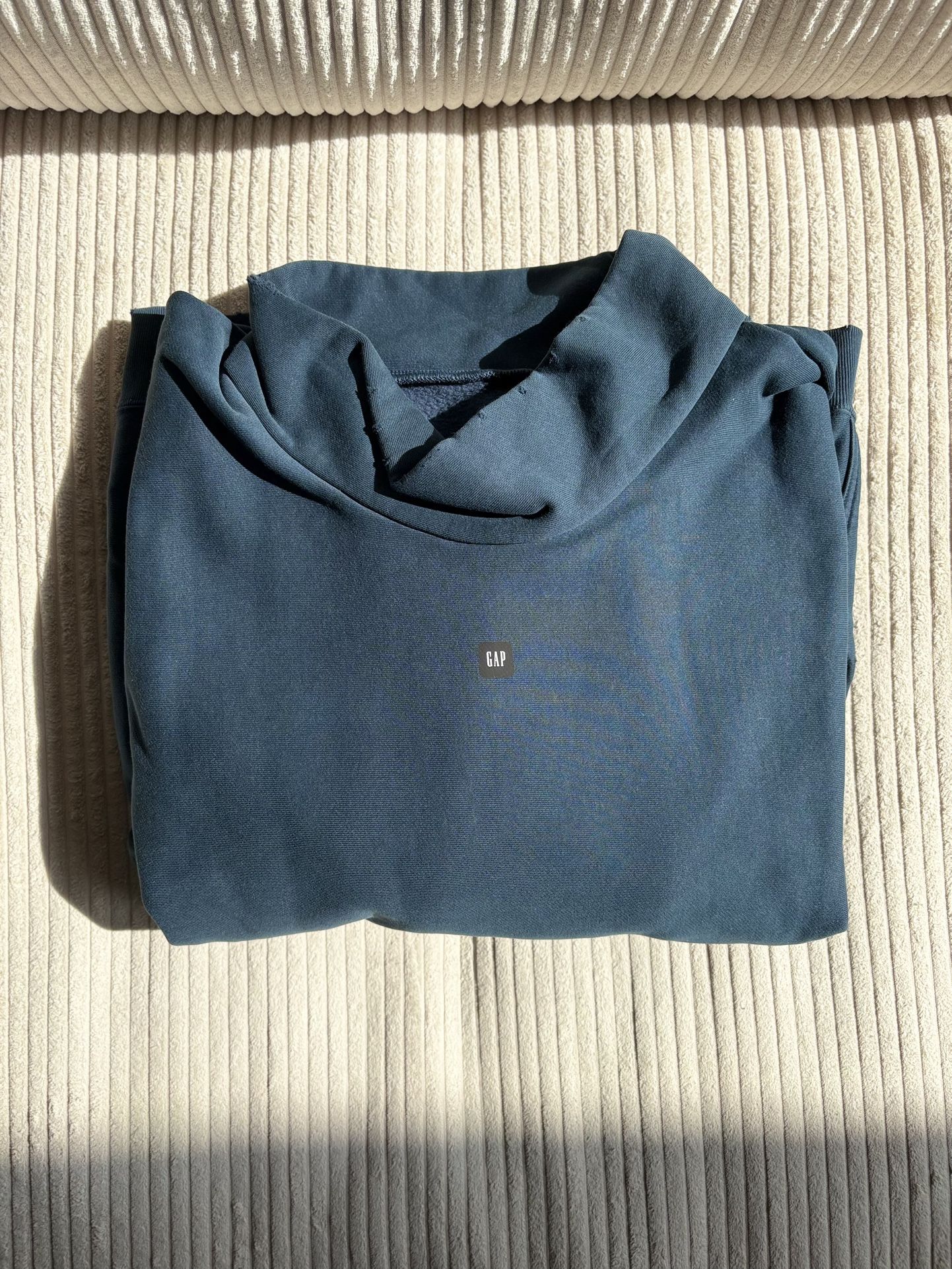 YEEZY GAP - ENGINEERED BY BALENCIAGA HIGH NECK SWEATSHIRT