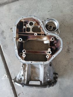 Toyota Upper Oil Pan