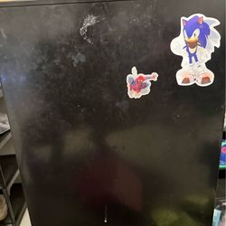 Mini fridge