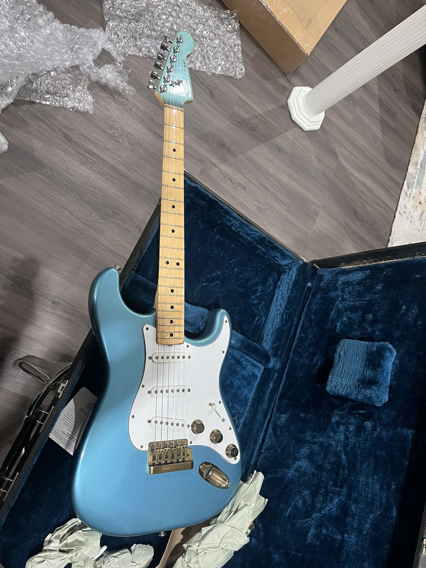 Vintage 1980 Fender Strat
