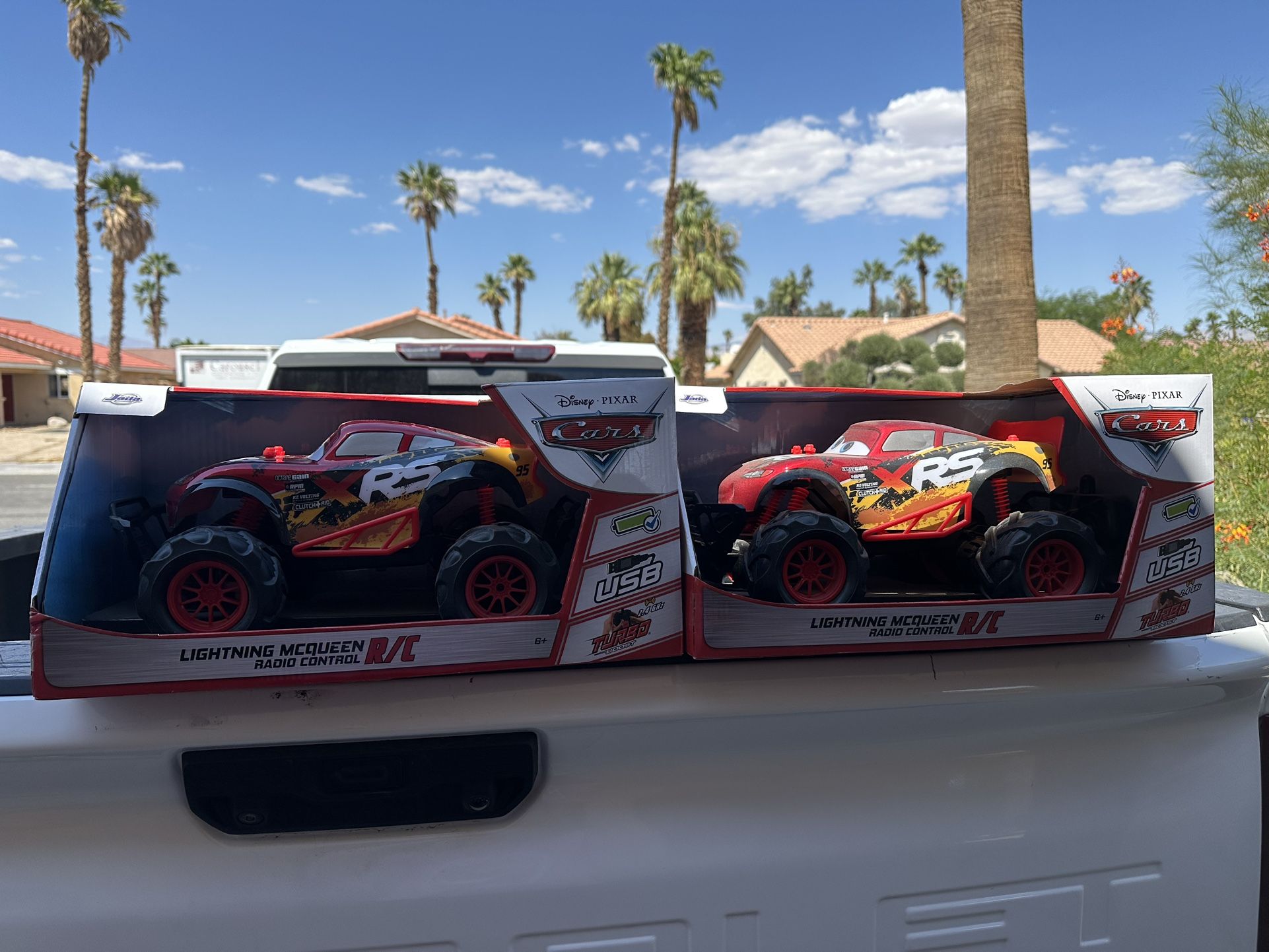 Disney Lighting McQueen R/C Cars
