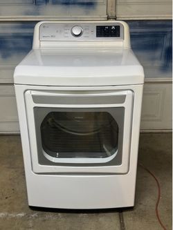 Nice Lg Gas Dryer , Free Delivery 🚚 And Installation,3 Months Of Warranty.