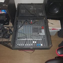 Its A Fender Mixer With The Amp Consolle And  Three Portable Mixers I Would Like 800 Bucks It Cones With Speakers .