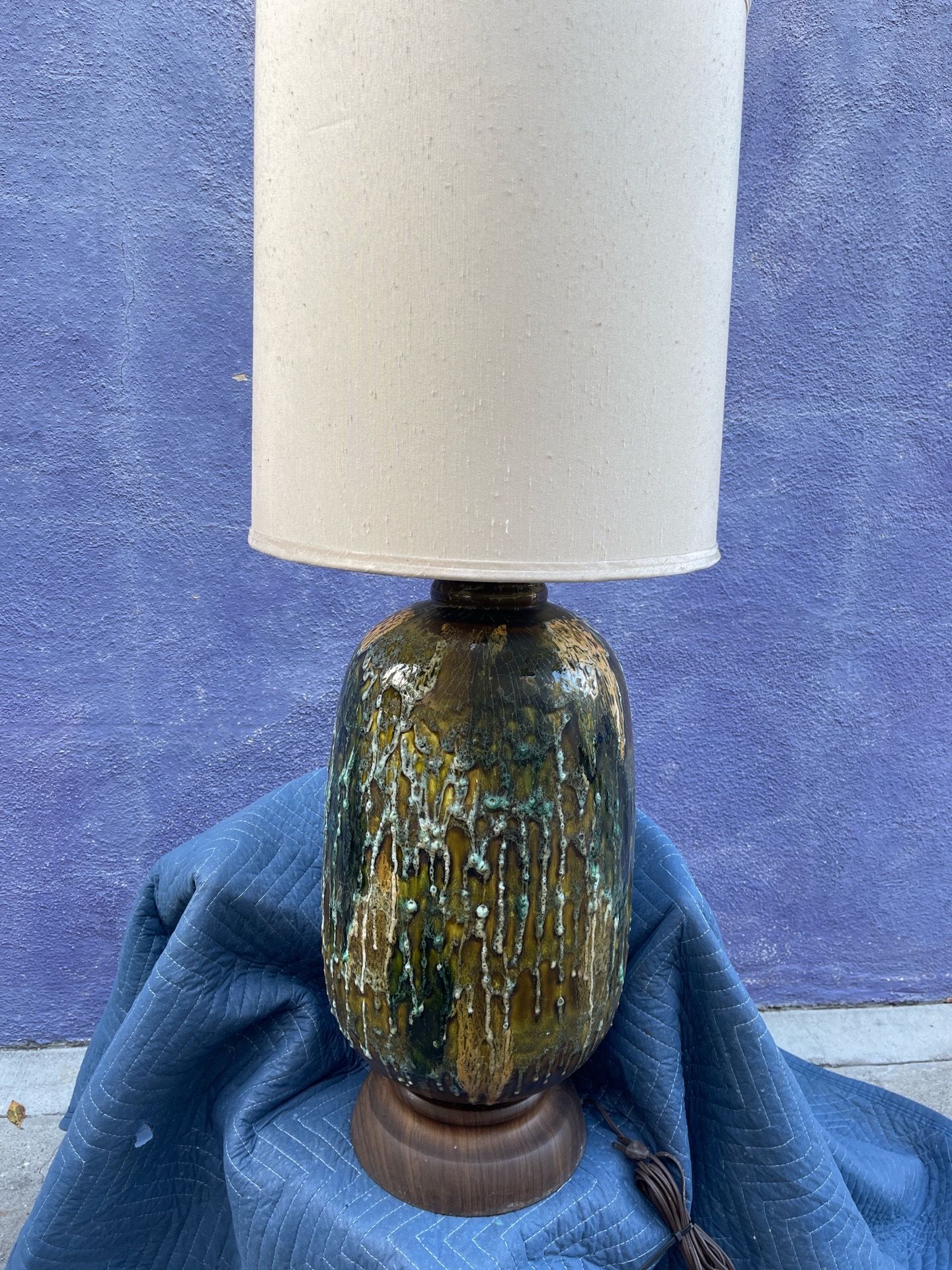 LARGE MID CENTURY MODERN GLAZED TABLE LAMP LIGHT DRIP GLAZE GREEN POTTERY