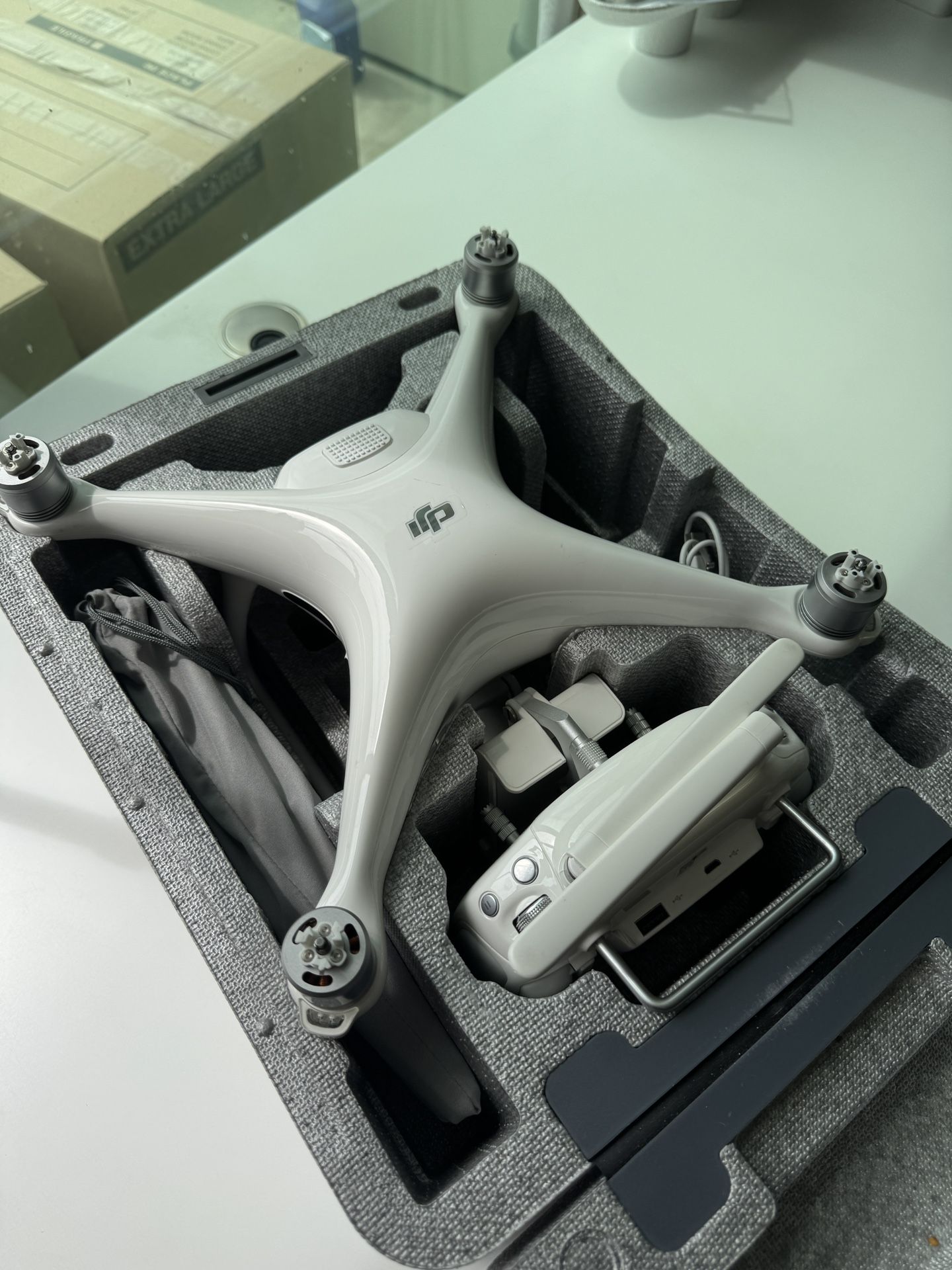 DJI phantom 4