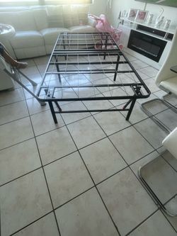 Cama twin