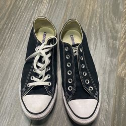 converse low tops 