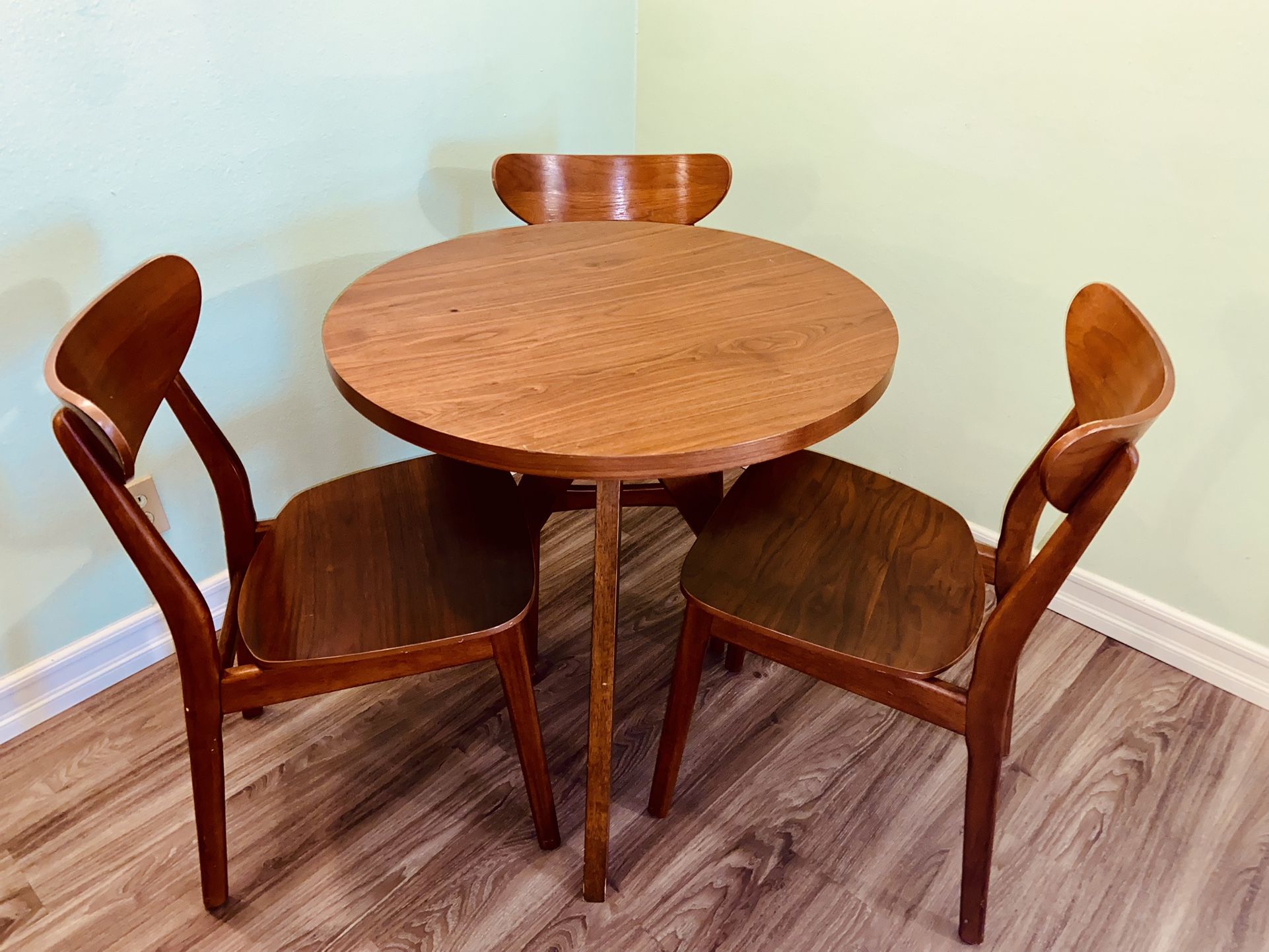 West Elm Mid-Century Bistro Table W/Chairs