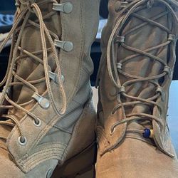 New Military Grade Boots 4.5XW