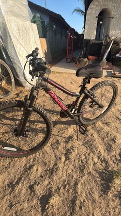 Mongoose Girl bike ages 8-15