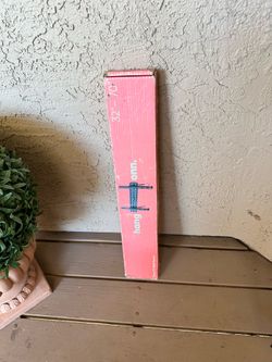 Flat screen TV mount