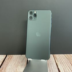 iPhone 11 Pro Max - Unlocked - 64GB