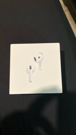 Apple AirPods 4 used