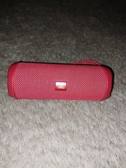 JBL Flip 4 Bluetooth Speaker